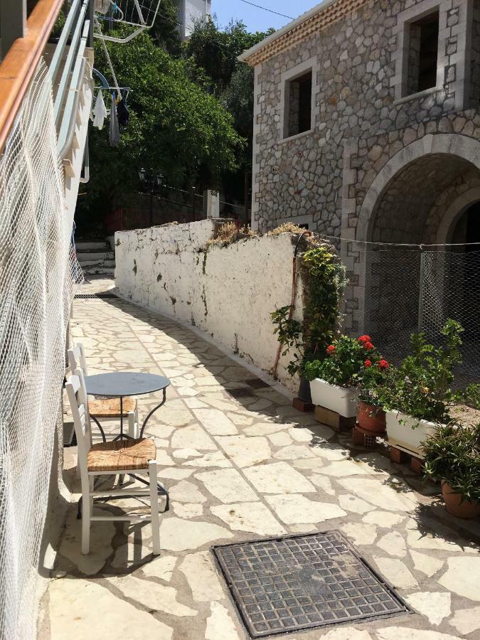 Central Studios In Agios Nikitas Pedestrian Zone Exteriér fotografie